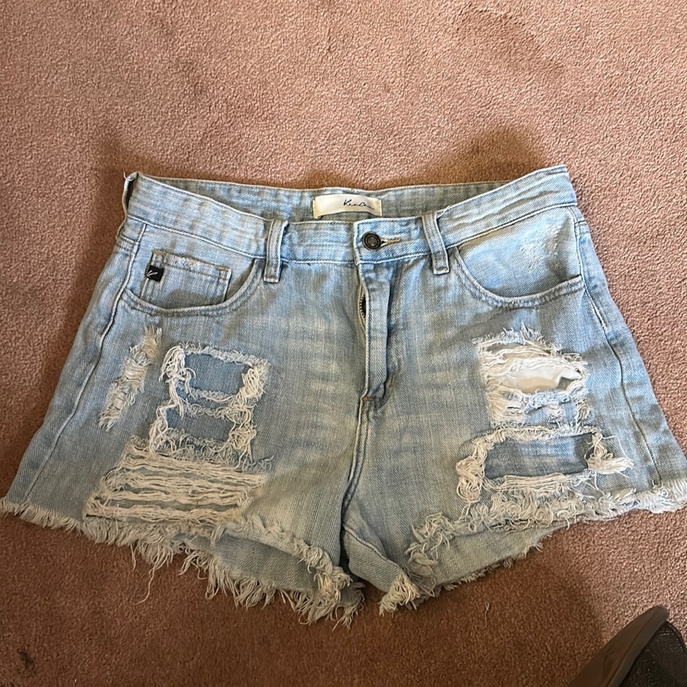 CUTOFF DENIM SHORTS ✨